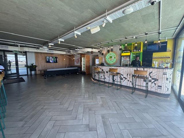 1 Bedroom Property for Sale in Woodstock Western Cape